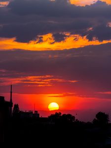 Preview wallpaper sunset, sun, trees, silhouettes, dark