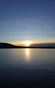 Preview wallpaper sunset, sun, water, reflection, dusk