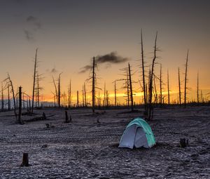 Preview wallpaper sunset, tent, horizon