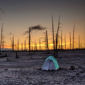 Preview wallpaper sunset, tent, horizon