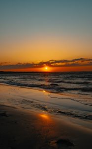 Preview wallpaper sunset, waves, shore