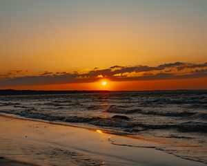 Preview wallpaper sunset, waves, shore