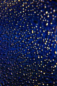 Preview wallpaper surface, drops, glare, blue, macro