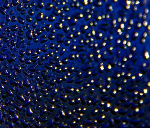 Preview wallpaper surface, drops, glare, blue, macro