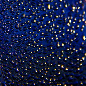 Preview wallpaper surface, drops, glare, blue, macro