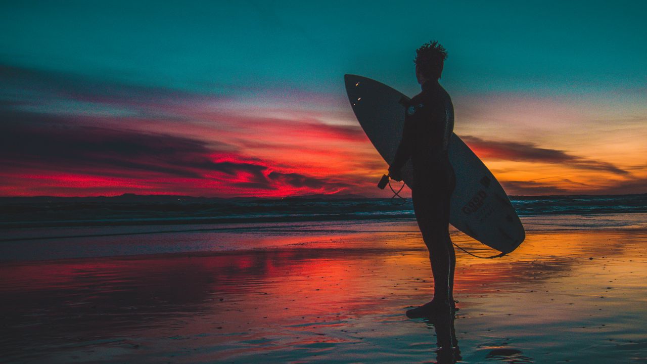 Wallpaper surfer, surfing, shore, sunset, twilight