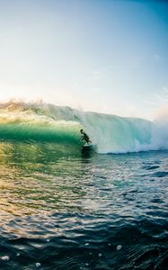Preview wallpaper surfer, surfing, wave, ocean, sky