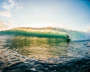 Preview wallpaper surfer, surfing, wave, ocean, sky