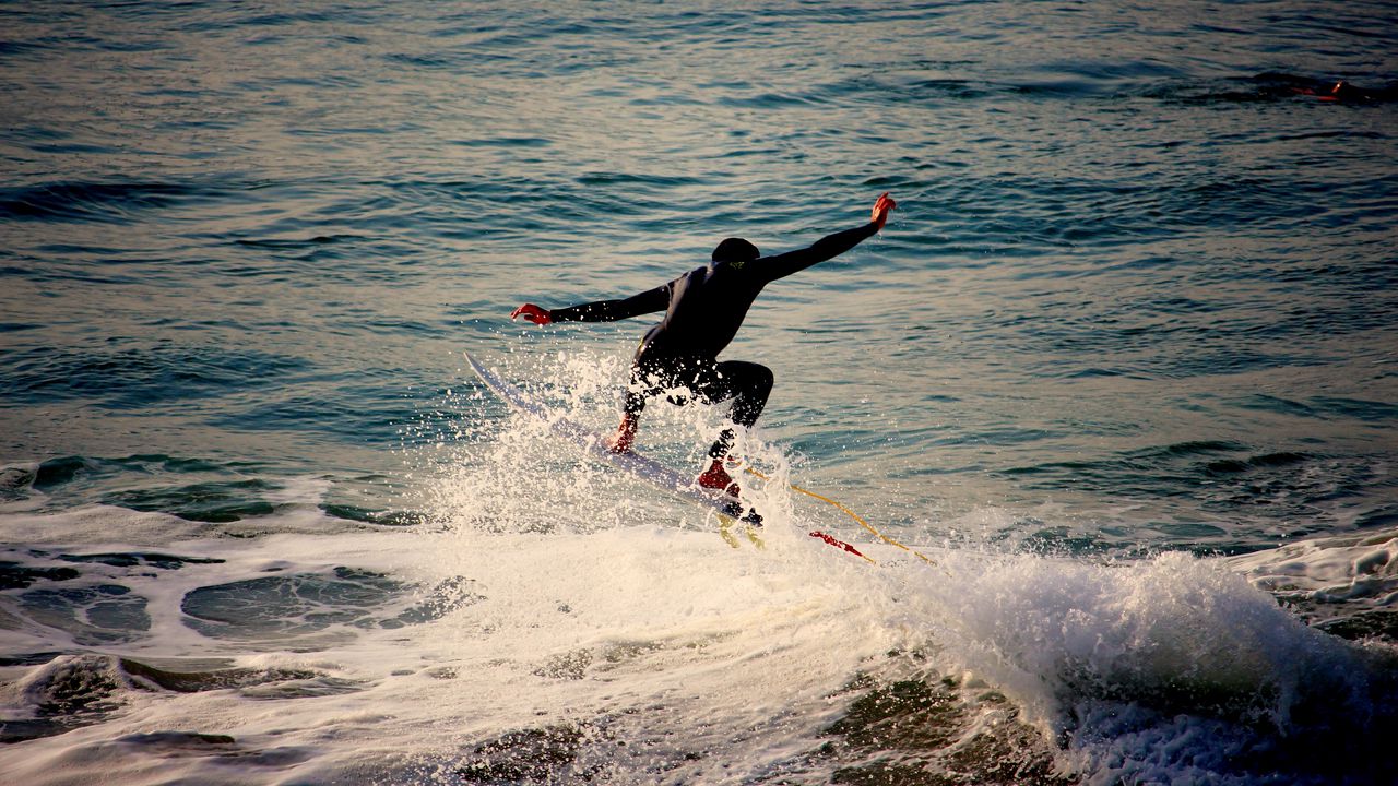 Wallpaper surfer, surfing, waves, sea, foam