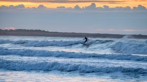 Preview wallpaper surfer, surfing, waves, ocean, dusk