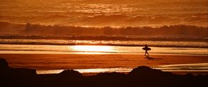 Preview wallpaper surfer, waves, sunset, ocean