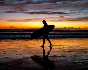 Preview wallpaper surfing, man, silhouette, sunset