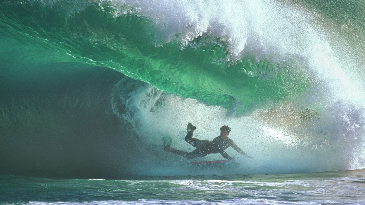 Wallpaper surfing, under water, wave, guy