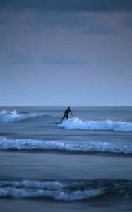 Preview wallpaper surfing, waves, sea, board, horizon
