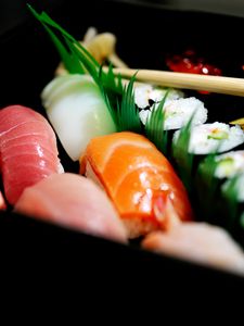 Preview wallpaper sushi, rolls, salmon, fish, food