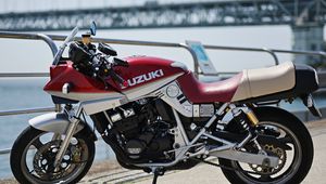 Preview wallpaper suzuki katana, suzuki, motorcycle, bike, red