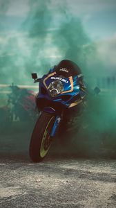 Preview wallpaper suzuki, motorcycle, bike, sport bike, moto, smoke