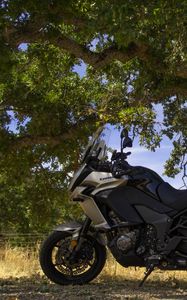 Preview wallpaper kawasaki, motorcycle, bike, black, tree