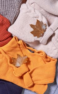 Preview wallpaper sweaters, leaves, autumn, comfort