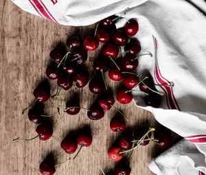 Preview wallpaper sweet cherry, cherry, fruit, cloth, wooden