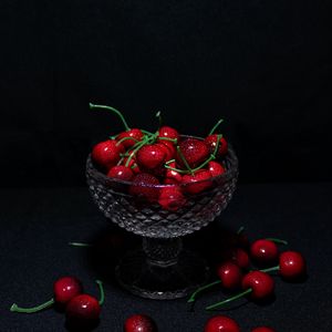 Preview wallpaper sweet cherry, cherry, fruit, berry, drops, wet