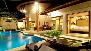 Preview wallpaper swimming pool, evening, villa, water, house, sofas, beds, night, table, lounge chairs