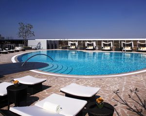 Preview wallpaper swimming pool, sun loungers, summer, comfort