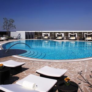 Preview wallpaper swimming pool, sun loungers, summer, comfort