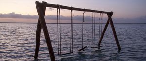 Preview wallpaper swing, sea, horizon
