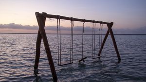 Preview wallpaper swing, sea, horizon