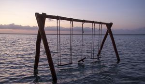 Preview wallpaper swing, sea, horizon