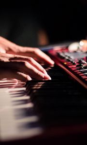 Preview wallpaper synthesizer, keys, fingers, hands, musical instrument, music