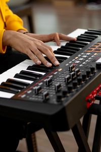 Preview wallpaper synthesizer, keys, hands, musical instrument, music