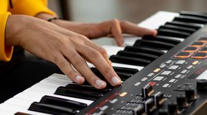 Preview wallpaper synthesizer, keys, hands, musical instrument, music