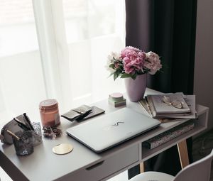 Preview wallpaper table, laptop, flowers, vase, chair, interior, decor