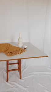 Preview wallpaper table, vase, cup, interior, white, aesthetics