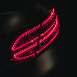 Preview wallpaper taillight, glow, red, dark, car