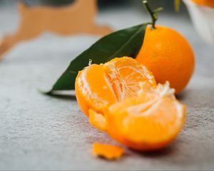 Preview wallpaper tangerine, slices, fruit, citrus