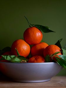 Preview wallpaper tangerines, fruits, leaves, orange