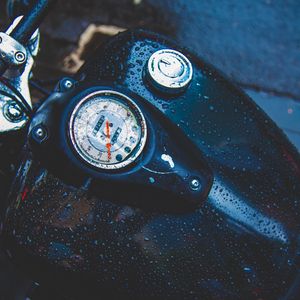 Preview wallpaper tank, motorcycle, drops, speedometer