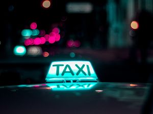 Preview wallpaper taxi, inscription, glare, light
