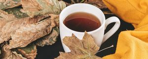 Preview wallpaper tea, cup, autumn, maple, leaves