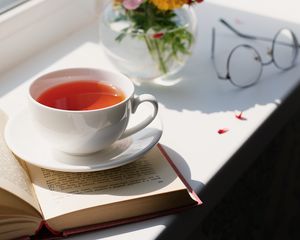 Preview wallpaper tea, cup, bouquet, book, flowers, glasses