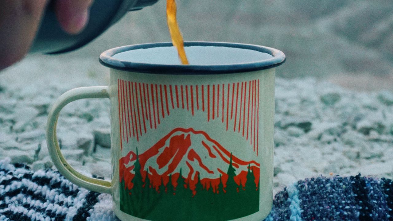 Wallpaper tea, cup, camping, thermos, hand