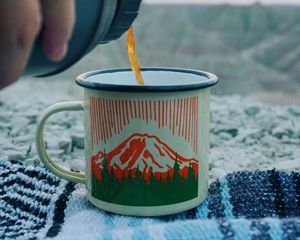 Preview wallpaper tea, cup, camping, thermos, hand