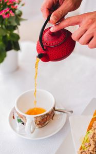 Preview wallpaper tea, kettle, cup, hands