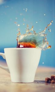 Preview wallpaper tea, splash, drink, cup