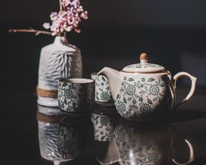 Preview wallpaper teapot, cups, vase, flowers, decor