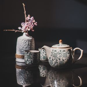 Preview wallpaper teapot, cups, vase, flowers, decor