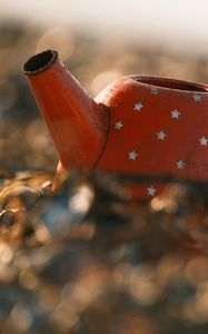 Preview wallpaper teapot, old, leaves, blur, macro